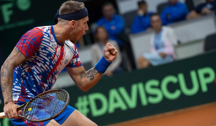 Slováci porážajú Rumunov a postupujú do baráže o Finals